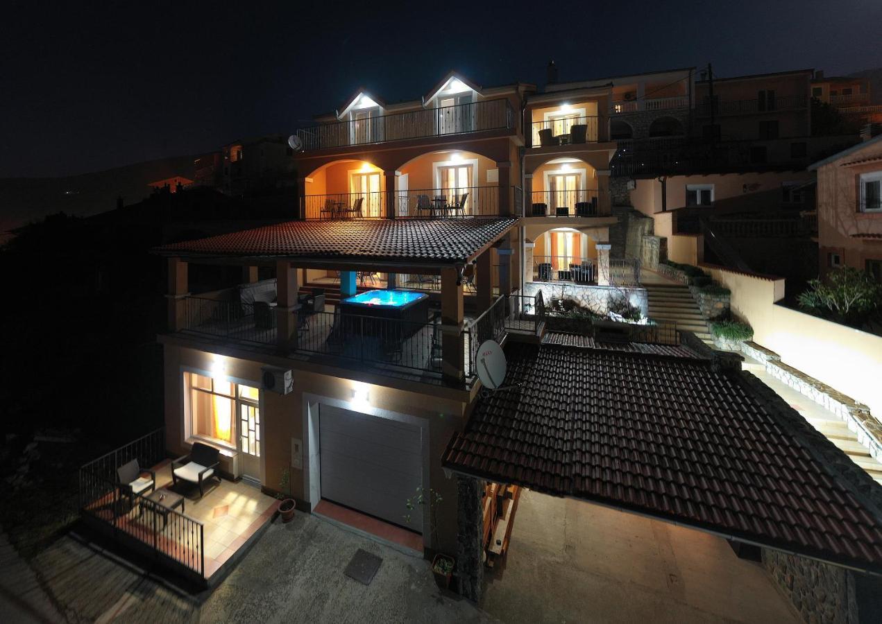 Apartments Lucia Senj 1 Senj (Lika-Senj) Exterior foto